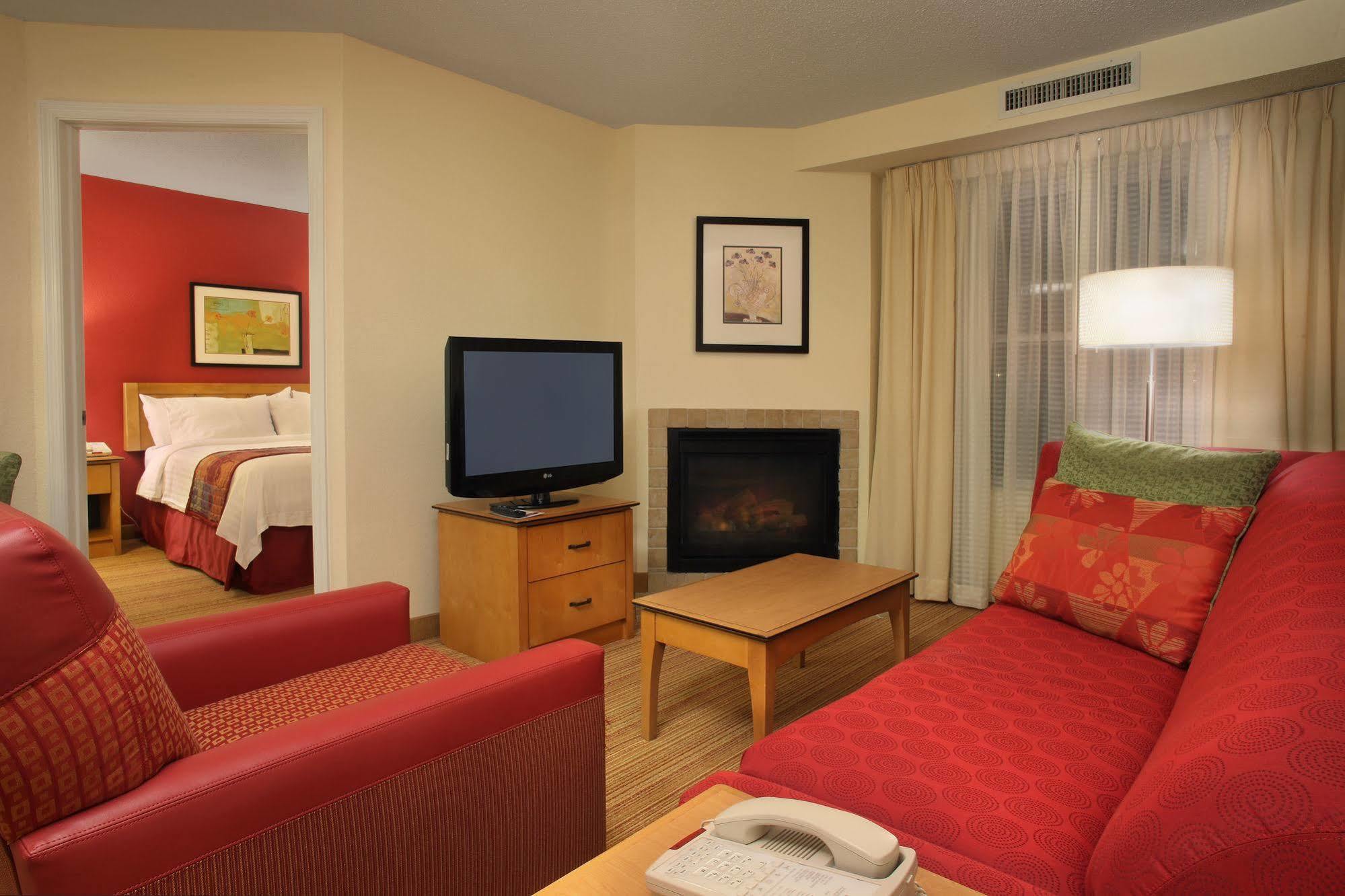 Residence Inn Southington Exterior photo
